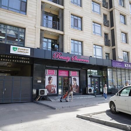 Nice And Comfortable Apartment In The Downtown Of Bichkek Extérieur photo