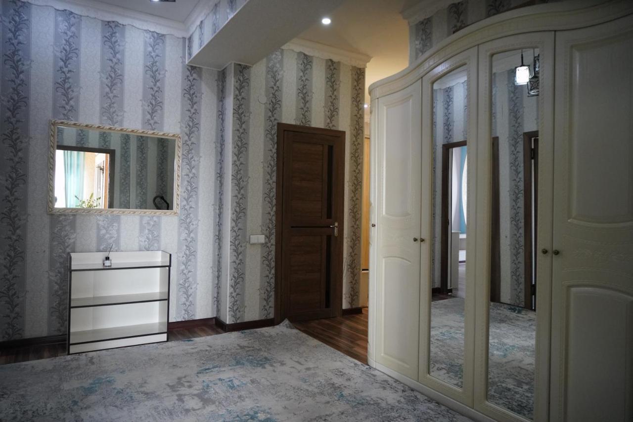 Nice And Comfortable Apartment In The Downtown Of Bichkek Extérieur photo